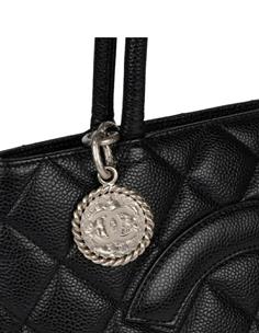 CHANEL Silver Medallion Caviar Shoulder Bag Grand Shopping Tote